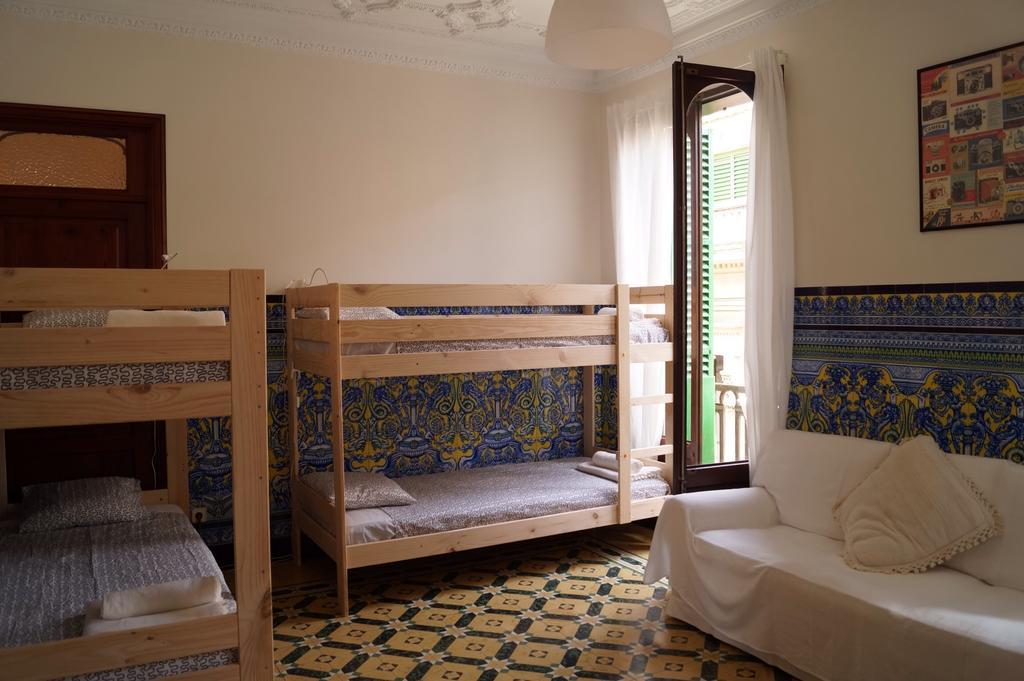 Hostel Pura Vida - Albergue Juvenil Palma de Mallorca Room photo